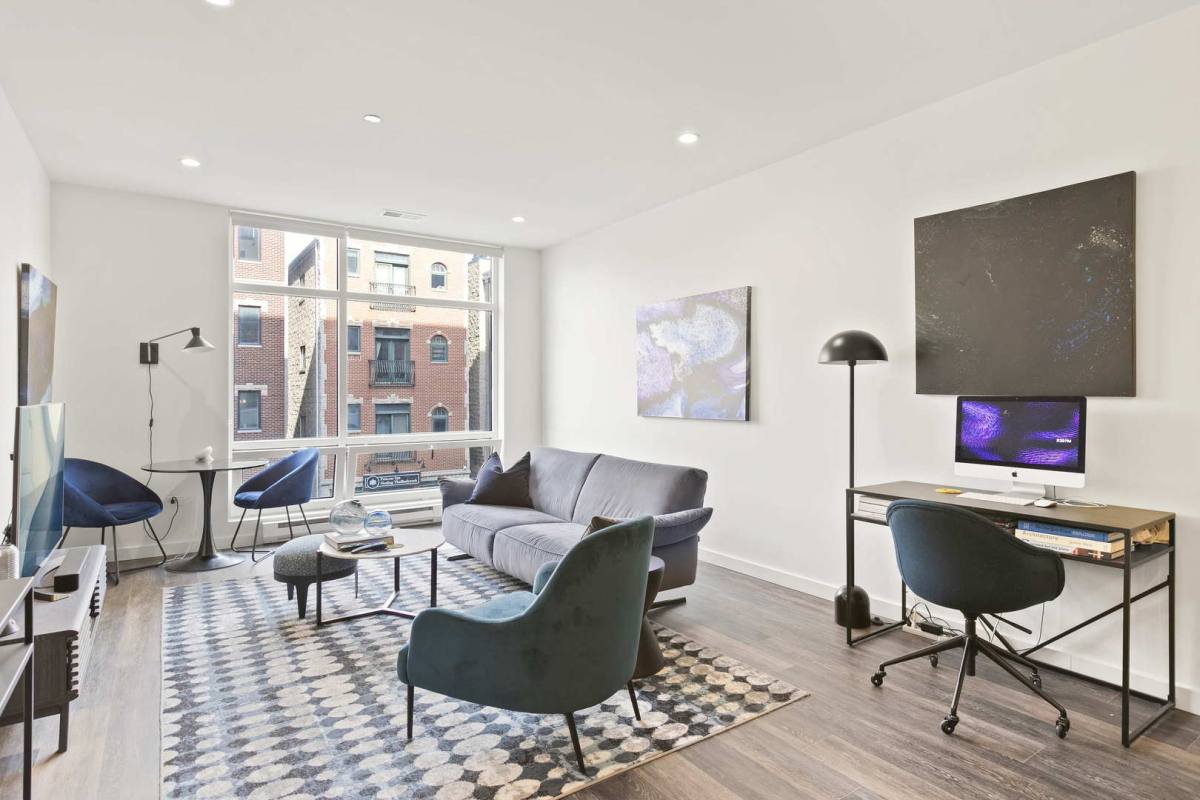 Apartment for rent at 1122 W Chicago Ave #710, Chicago, IL 60642