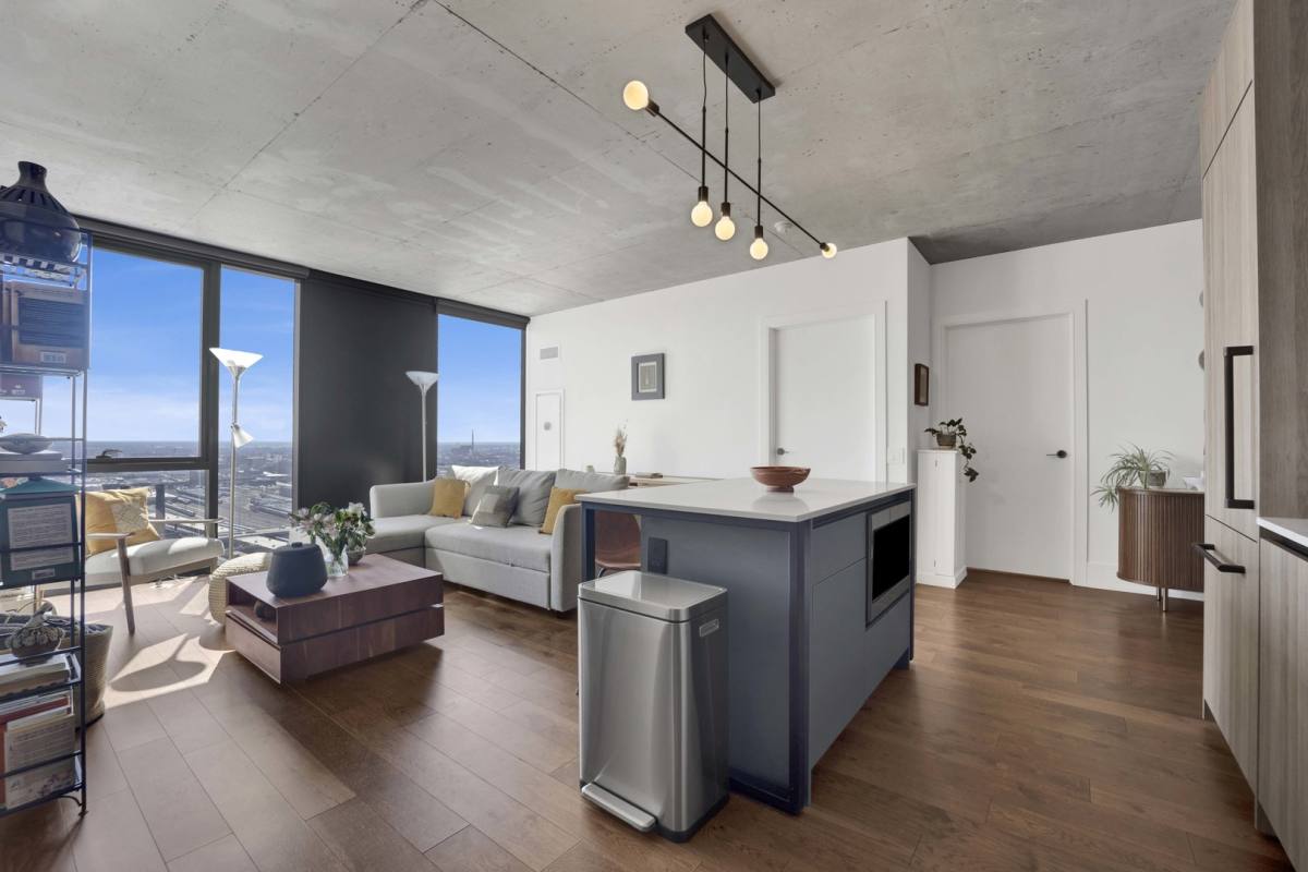 Apartment for rent at 234 W Polk St #2903, Chicago, IL 60607
