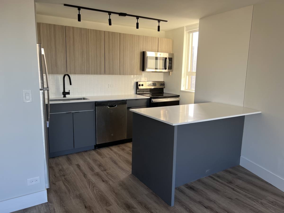 Apartment for rent at 2 E Oak St #2002, Chicago, IL 60611