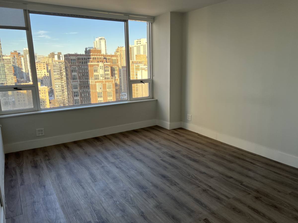 Apartment for rent at 2 E Oak St #2002, Chicago, IL 60611