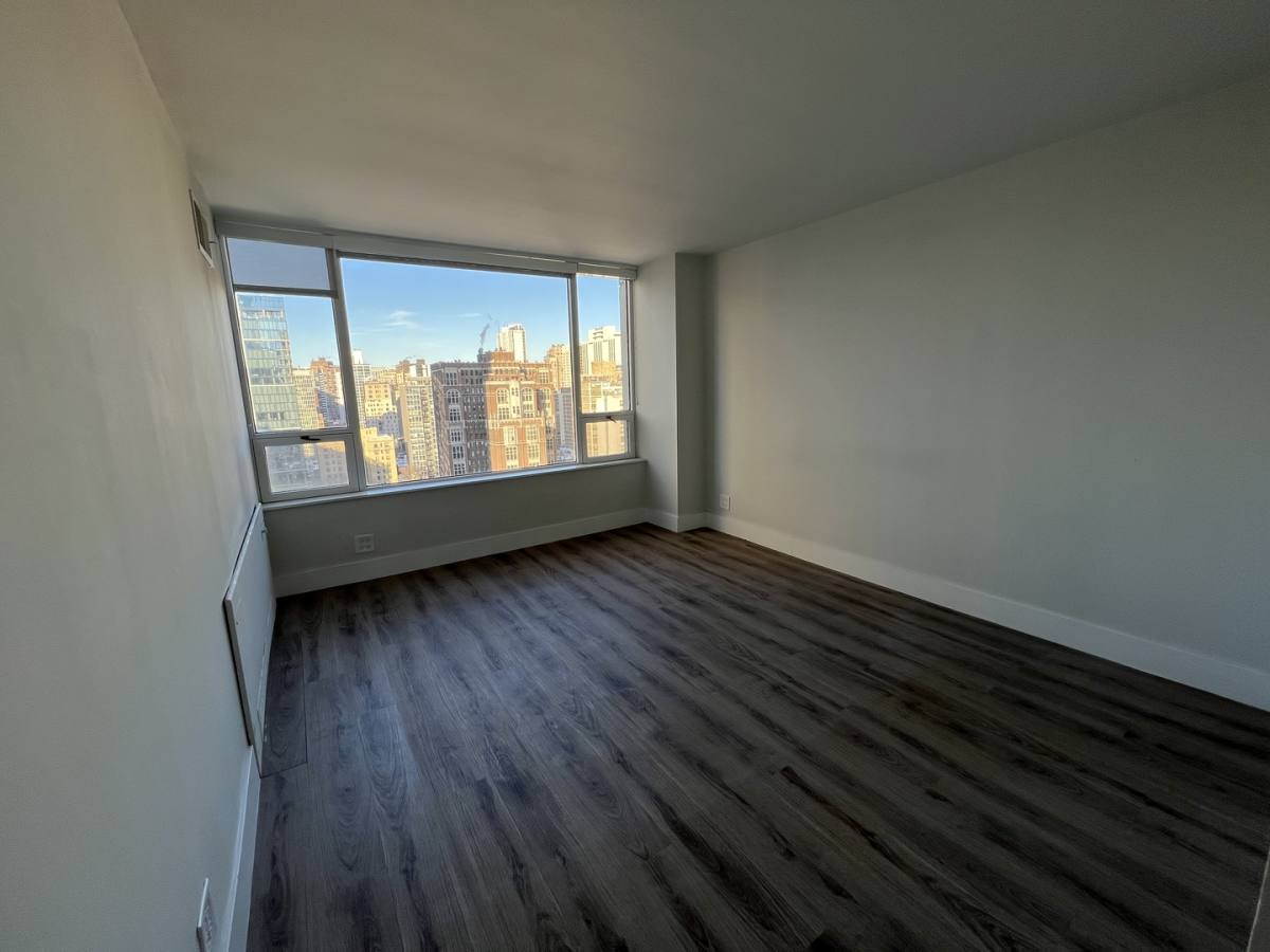 Apartment for rent at 2 E Oak St #2002, Chicago, IL 60611