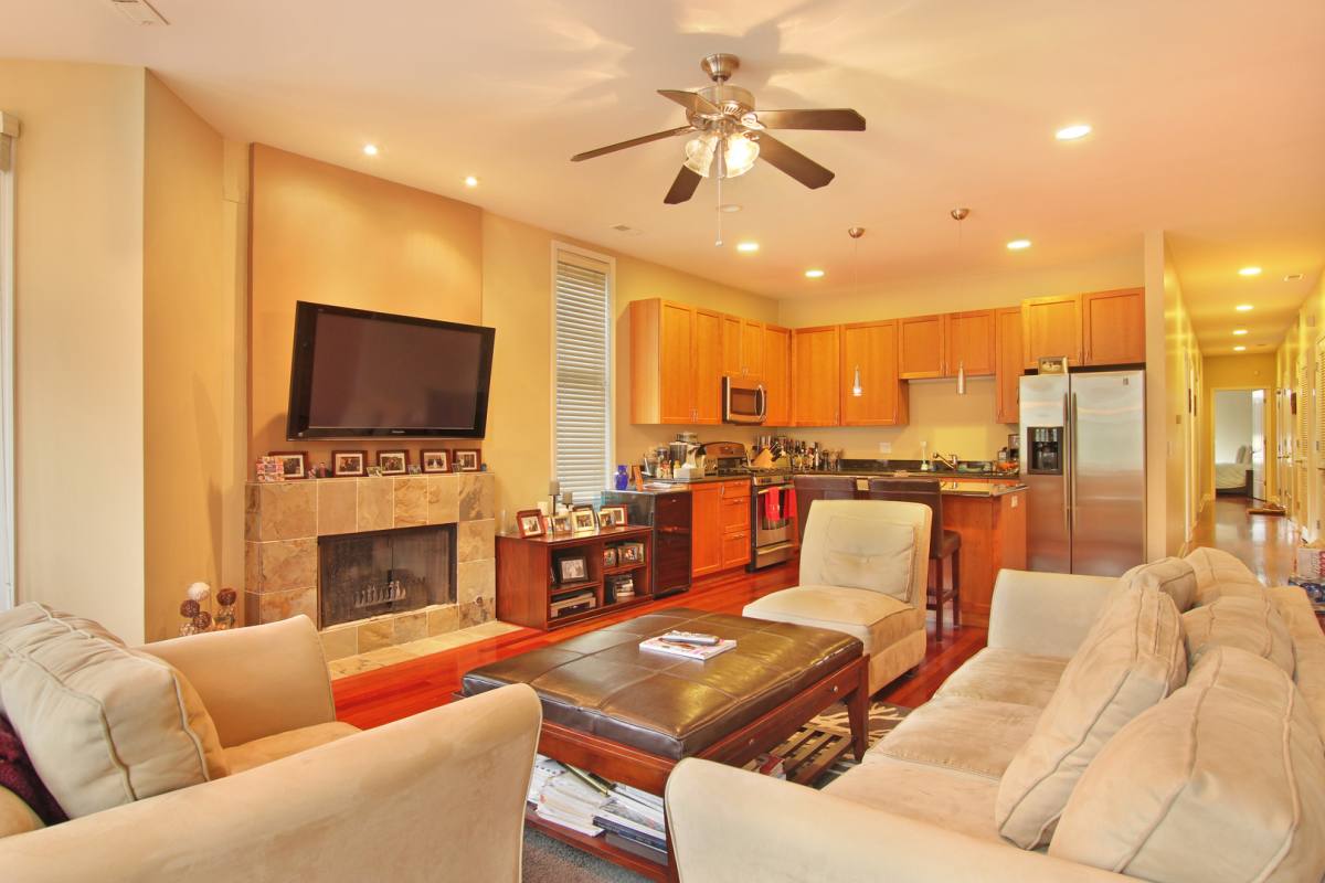 Apartment for rent at 1449 N Wicker Park Ave #301, Chicago, IL 60622