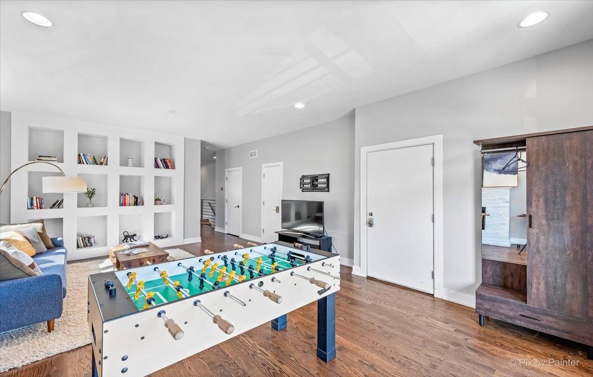 Condo for rent at 1732 N California Ave #1, Chicago, IL 60647
