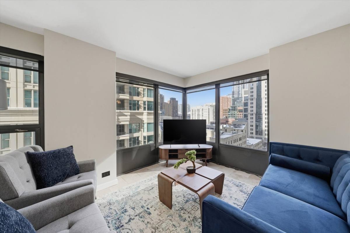 Apartment for rent at 30 E Huron St #907, Chicago, IL 60611