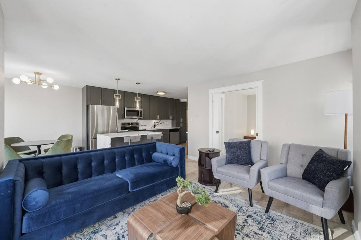 Apartment for rent at 30 E Huron St #907, Chicago, IL 60611