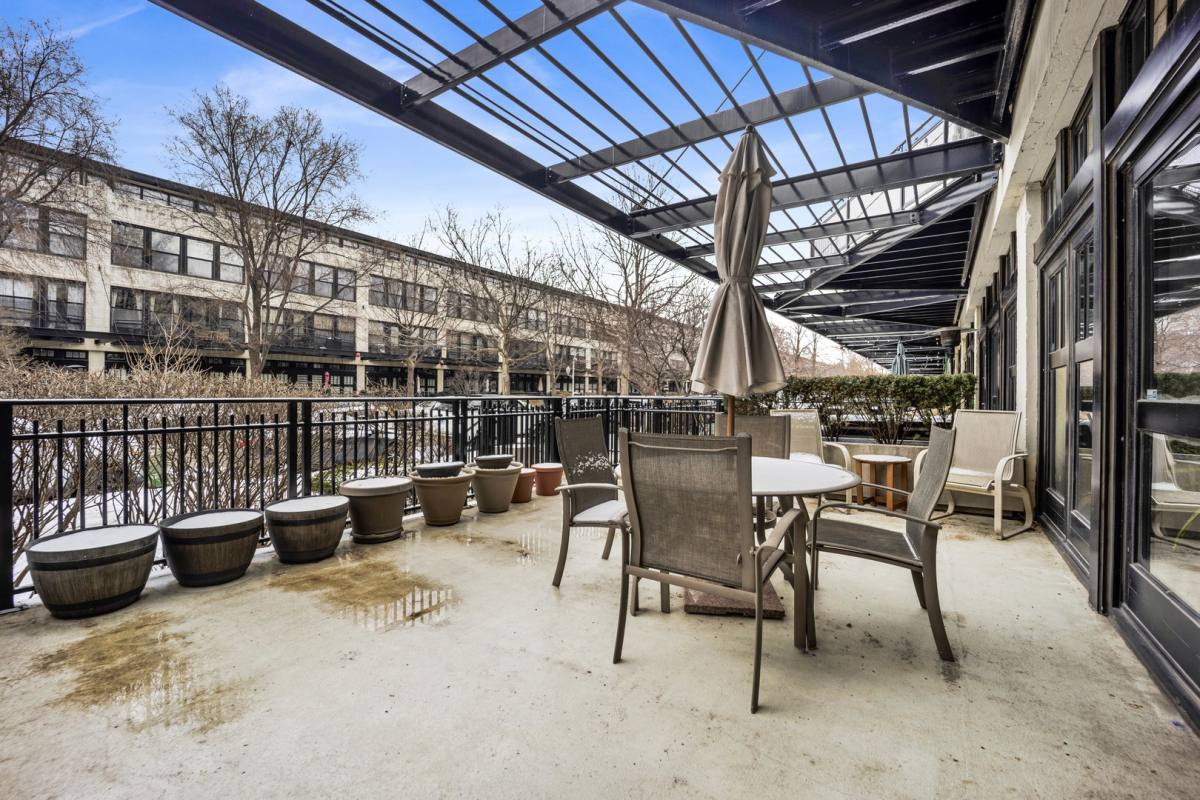 Apartment for rent at 1151 W 15th St #136, Chicago, IL 60608