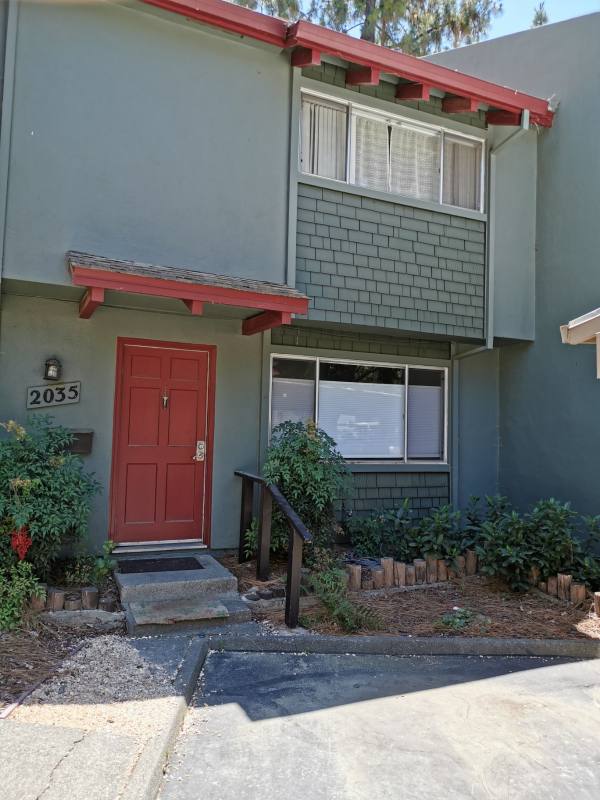 Townhouse for rent at 2035 Alta Loma St, Davis, CA 95616