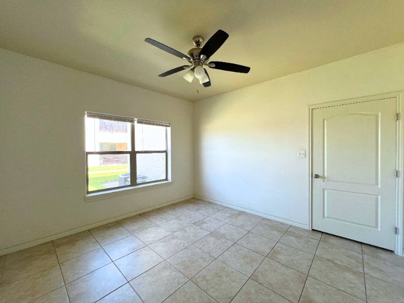 Apartment for rent at 1601 B Jacaman Rd, Laredo, TX 78041
