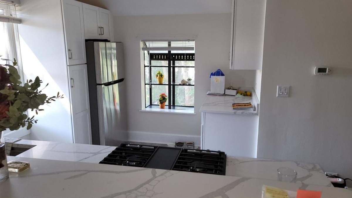 Apartment for rent at 212 Franklin St #2, Barrington, IL 60010