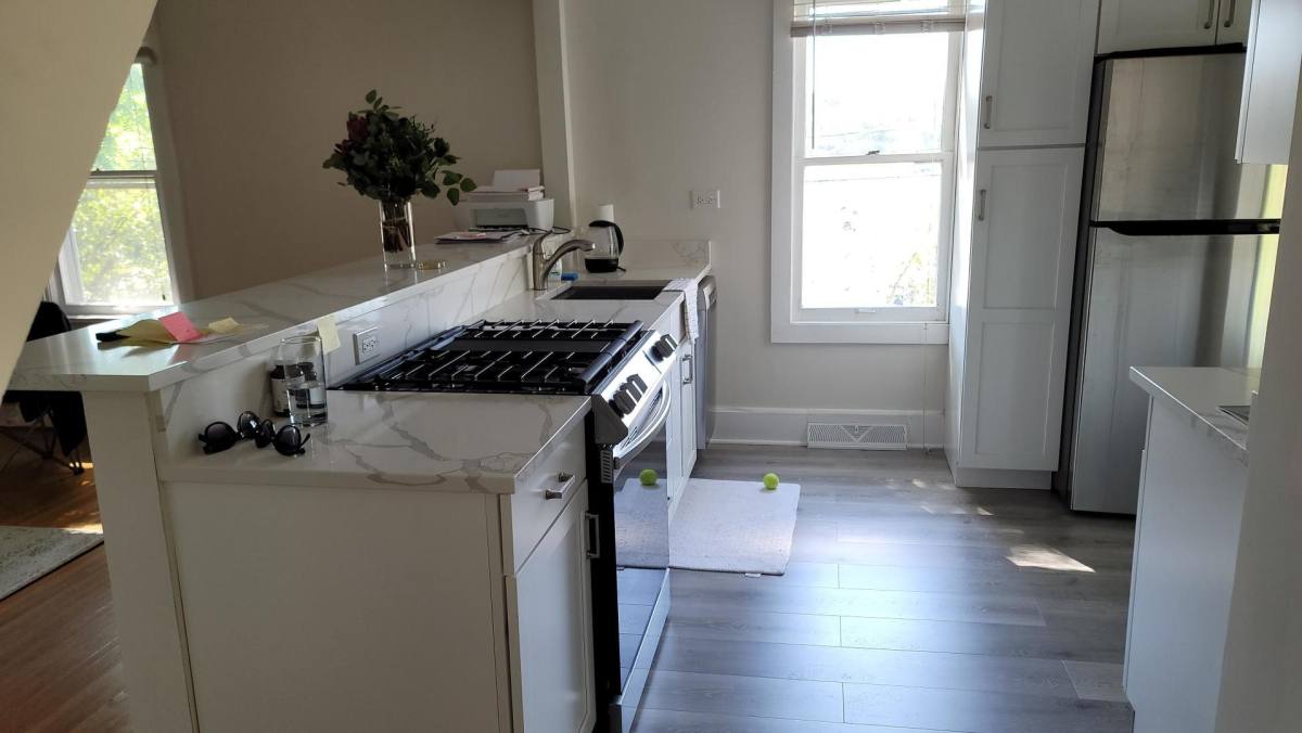Apartment for rent at 212 Franklin St #2, Barrington, IL 60010