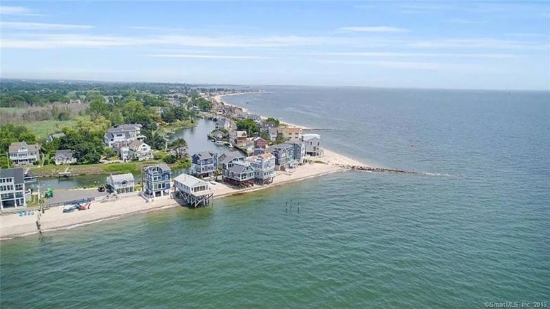 House for rent at 2155 Fairfield Beach Rd, Fairfield, CT 06824