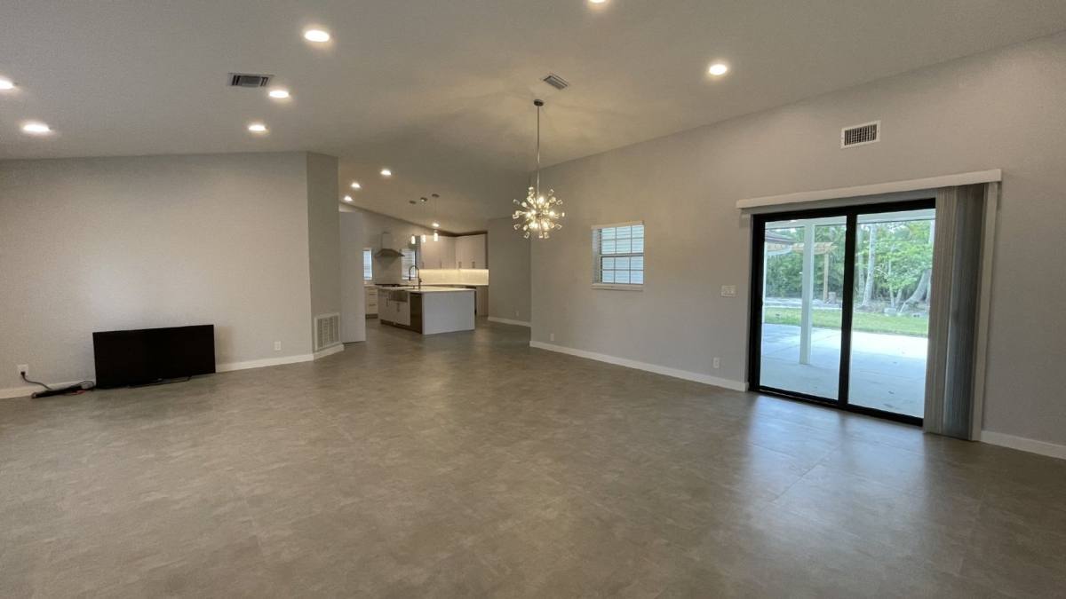Apartment for rent at 17548 32nd Lane N, Loxahatchee, FL 33470