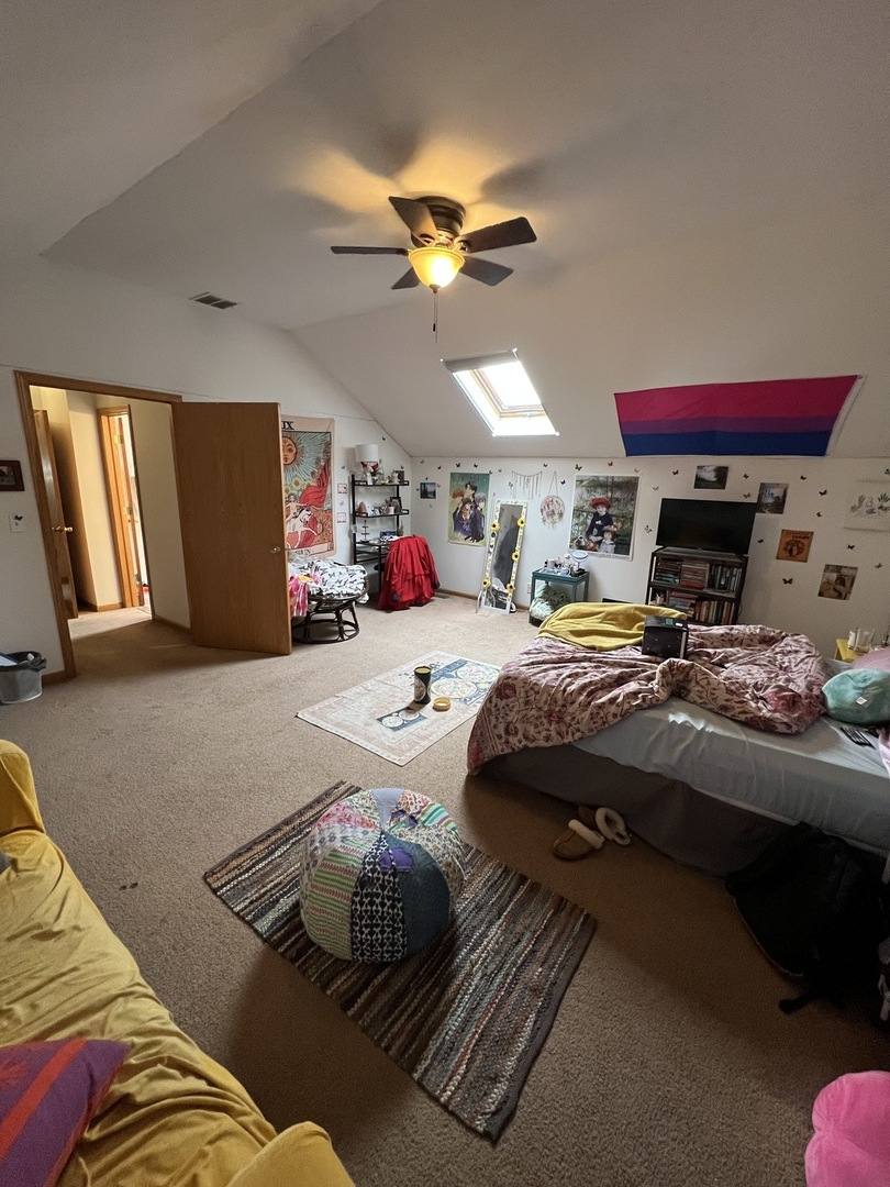 Apartment for rent at 4101 N Kenmore Ave #3S, Chicago, IL 60613