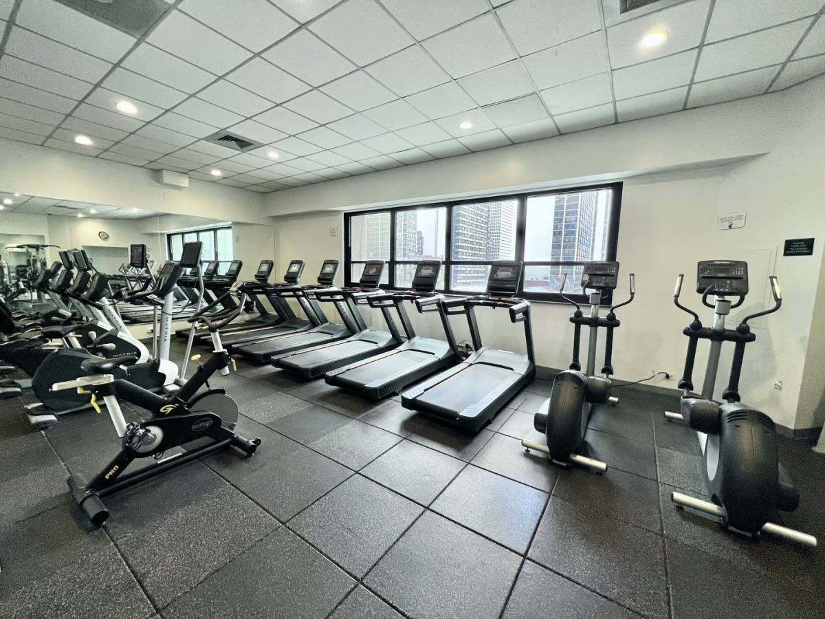 Apartment for rent at 1030 N State St #6F, Chicago, IL 60610