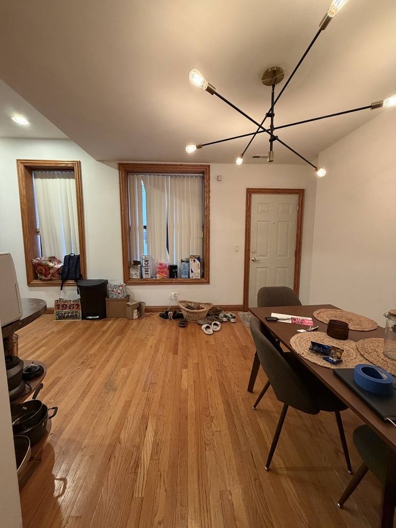 Apartment for rent at 3734 N Sheffield Ave #1S, Chicago, IL 60613