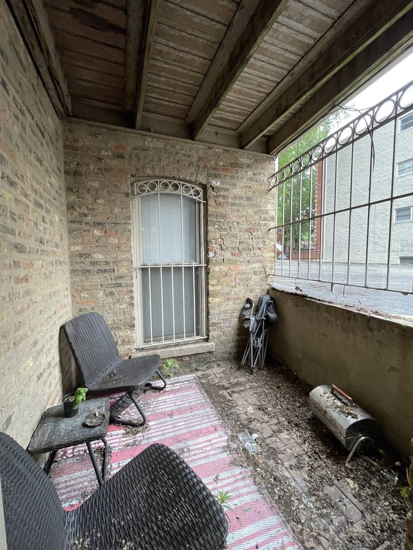 Apartment for rent at 1431 W Cortez St #1R, Chicago, IL 60642