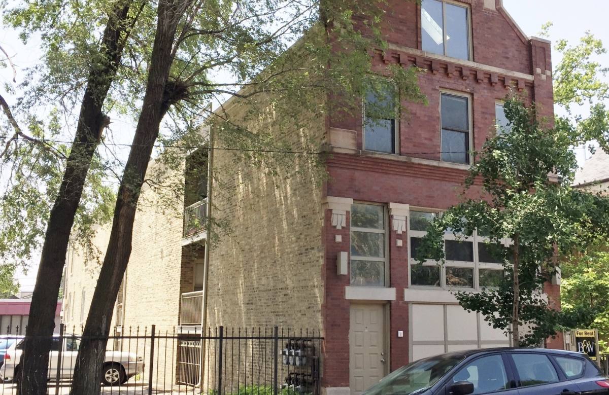 Apartment for rent at 1431 W Cortez St #1R, Chicago, IL 60642