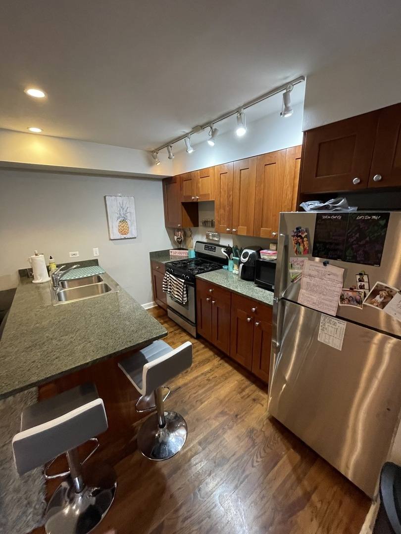 Apartment for rent at 1431 W Cortez St #1R, Chicago, IL 60642