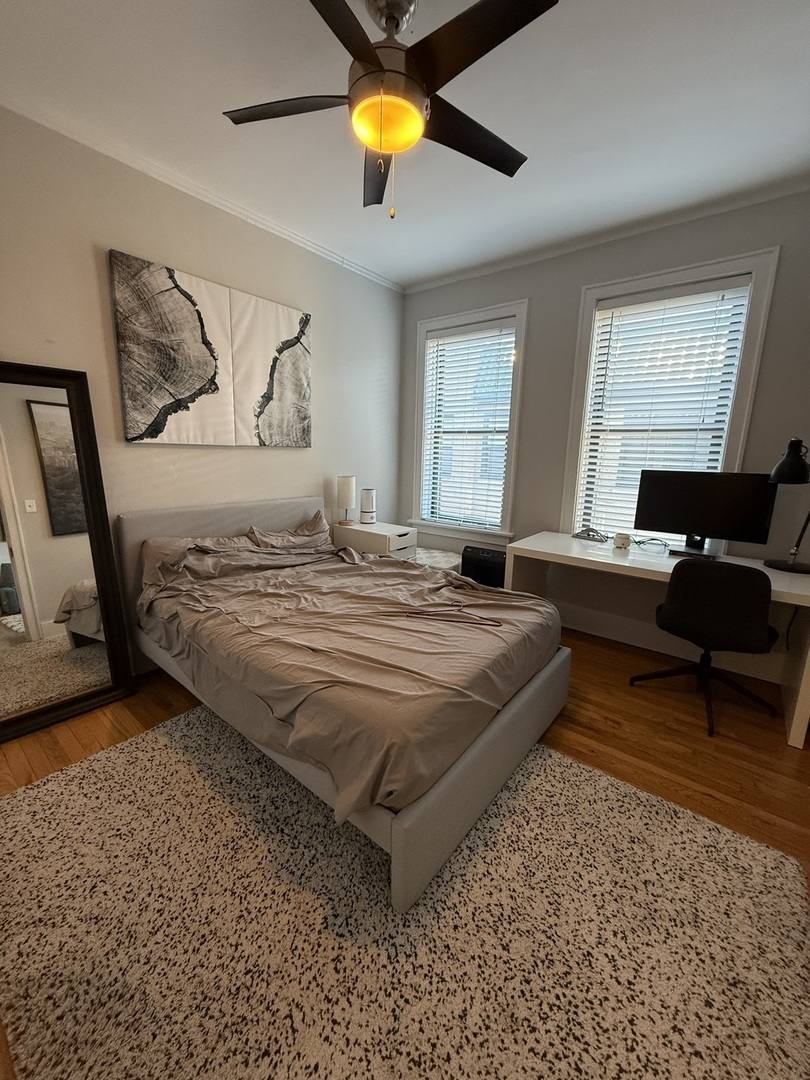 Apartment for rent at 627 W Roscoe St #B3, Chicago, IL 60657
