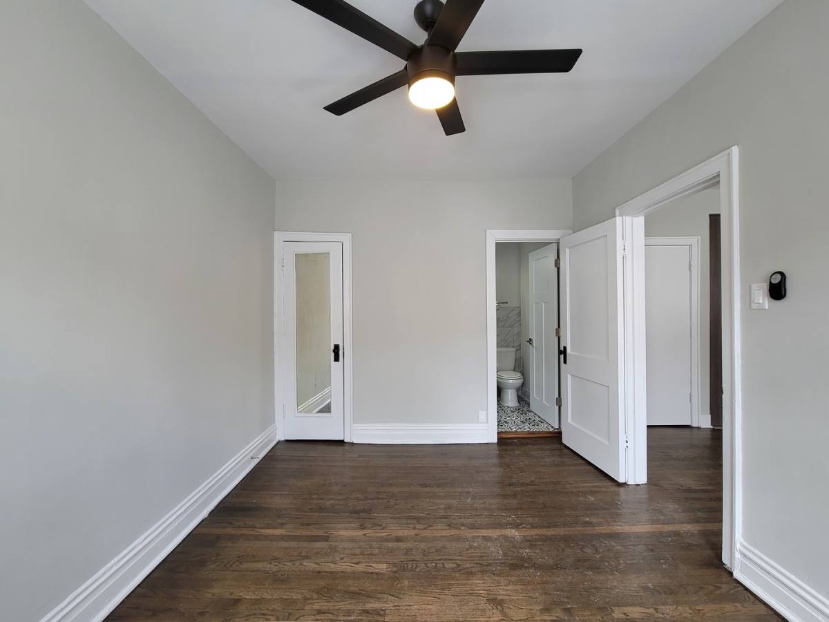 Apartment for rent at 641 W Roscoe St #V3, Chicago, IL 60657