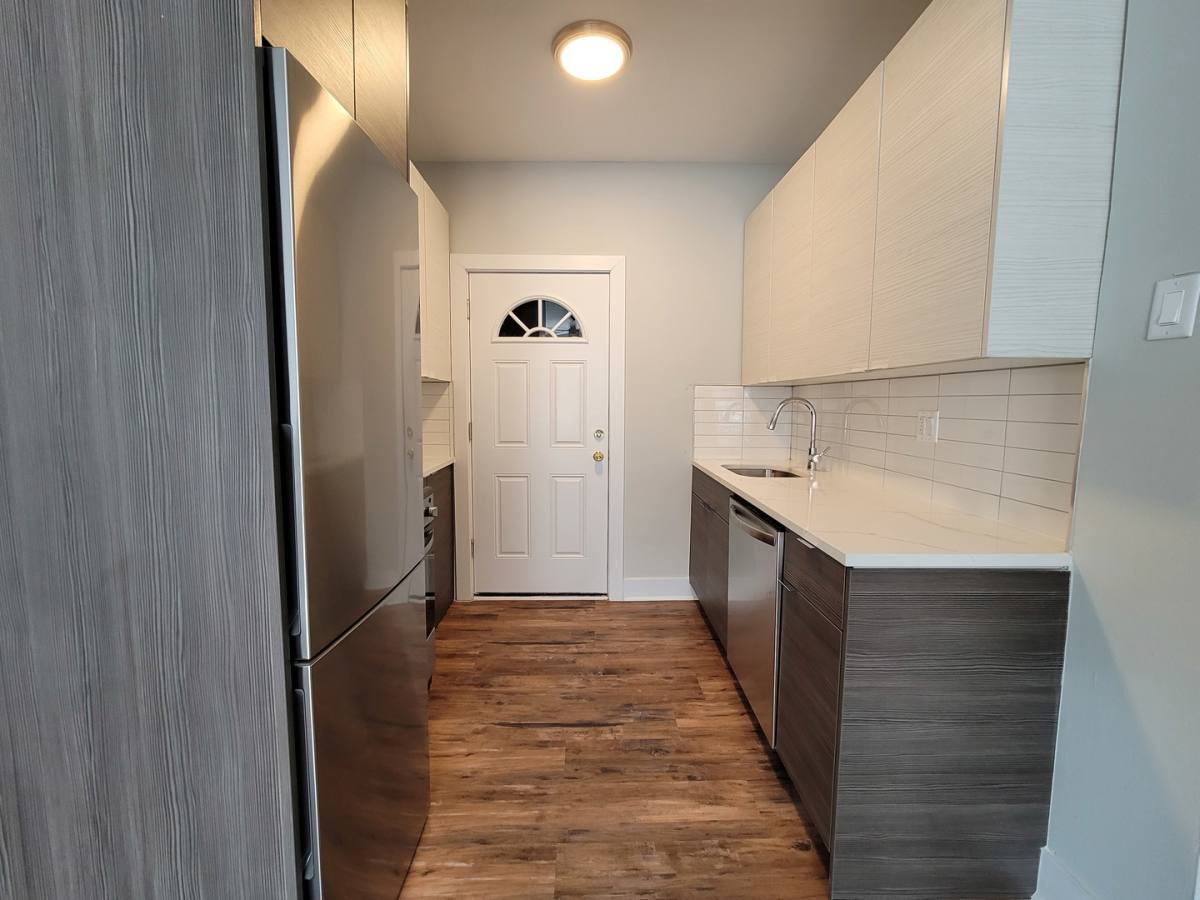 Apartment for rent at 641 W Roscoe St #V3, Chicago, IL 60657