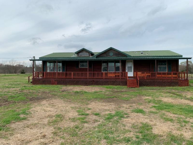 House for rent at 18244 NW County Rd #3360, Frost, TX 76641