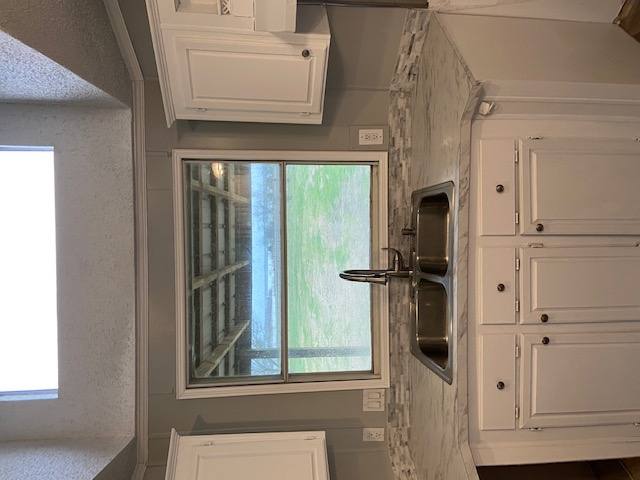 House for rent at 18244 NW County Rd #3360, Frost, TX 76641
