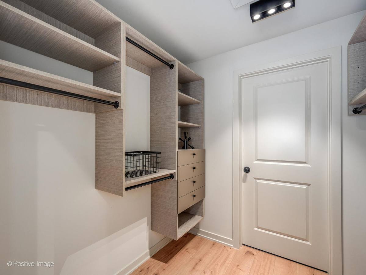 Apartment for rent at 1235 U N Ashland Ave #202, Chicago, IL 60622