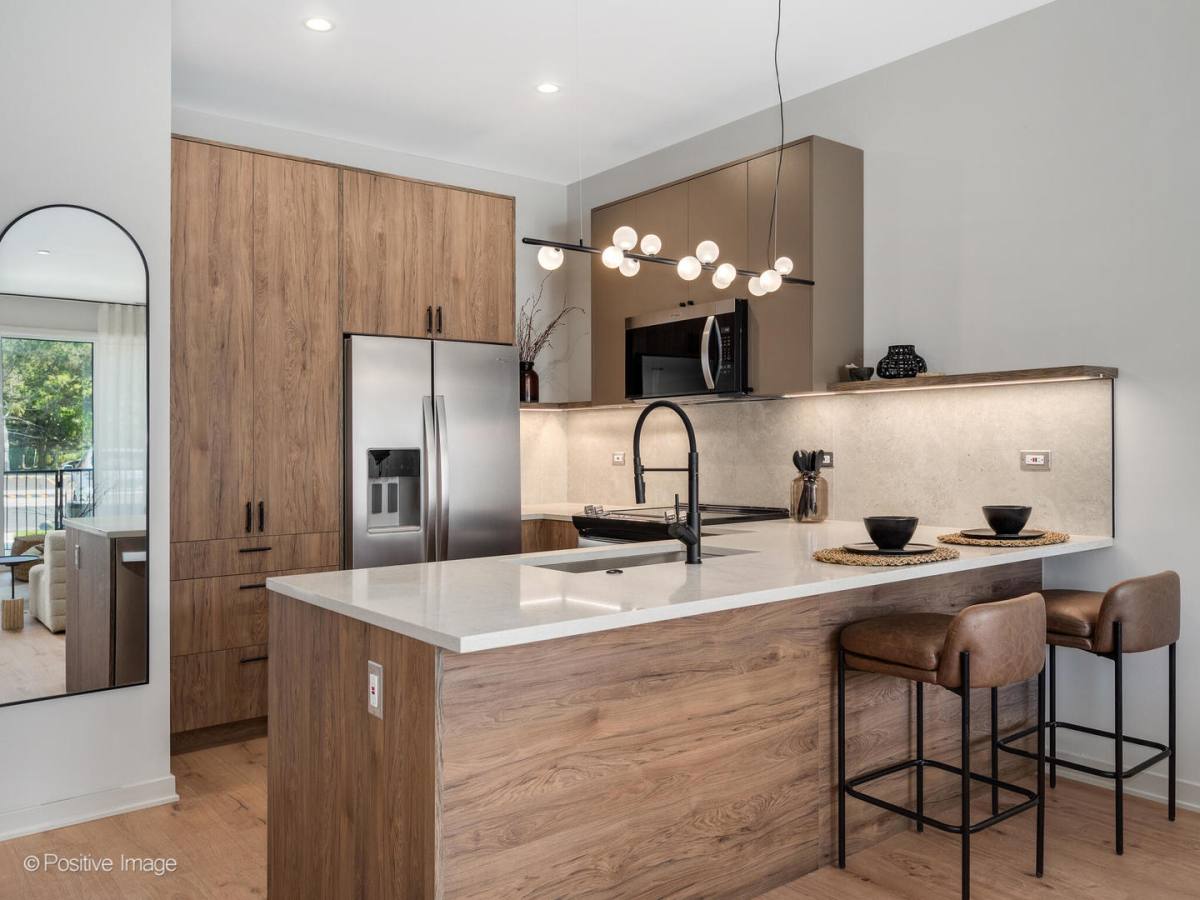 Apartment for rent at 1235 U N Ashland Ave #202, Chicago, IL 60622