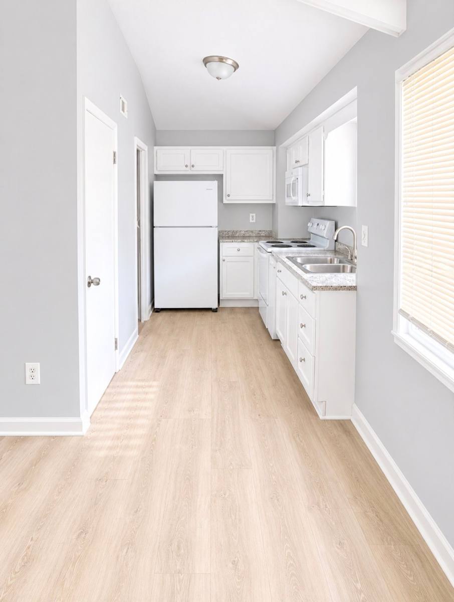 Apartment for rent at 5012 Chancellor Square, Huntsville, AL 35810