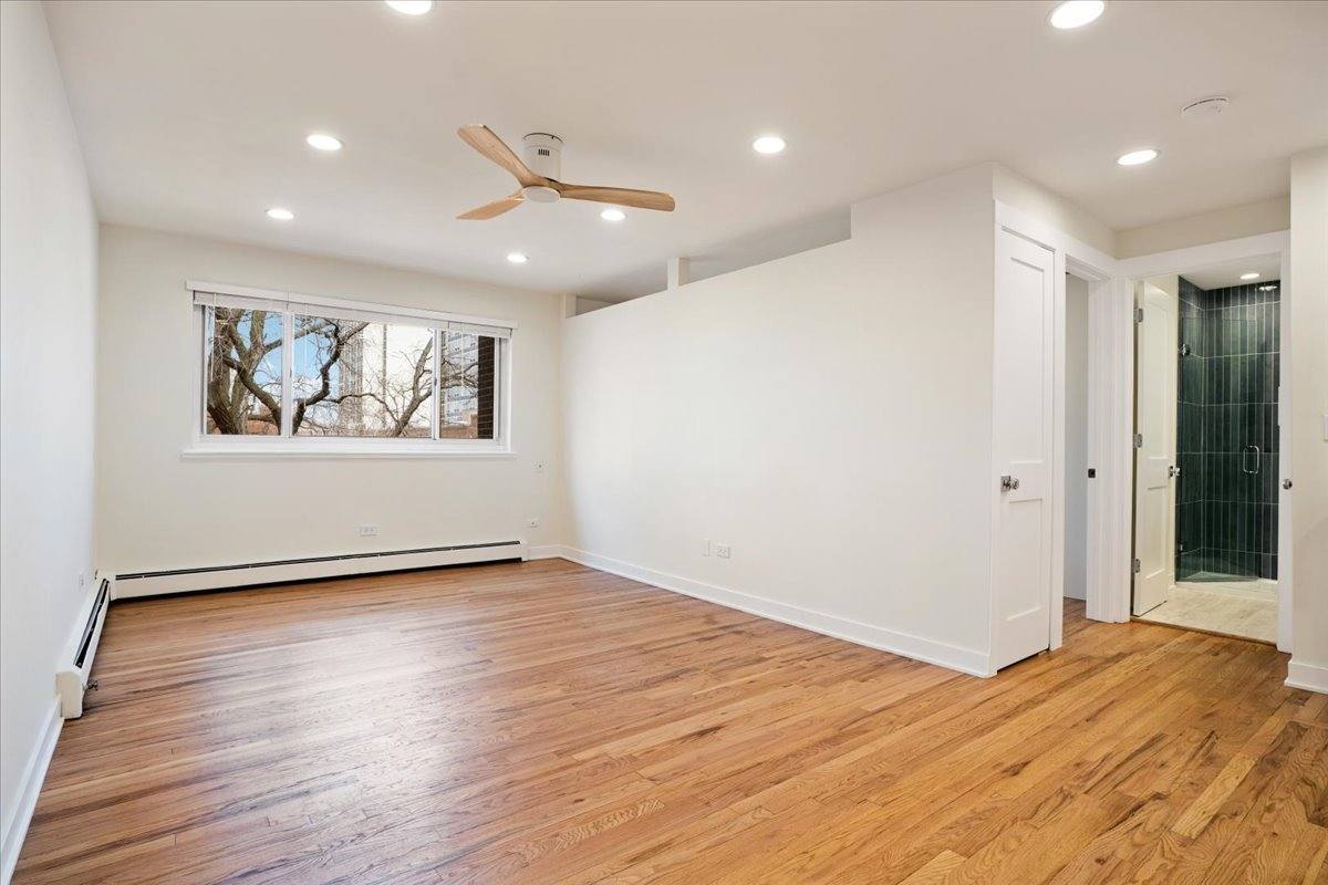 Apartment for rent at 515 W Wrightwood Ave #503, Chicago, IL 60614