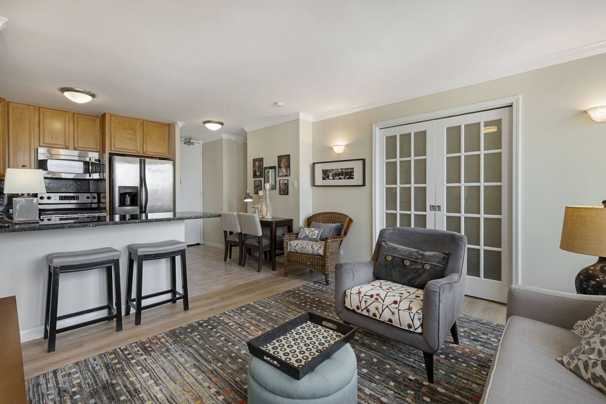 Apartment for rent at 111 E Chestnut St #30B, Chicago, IL 60611