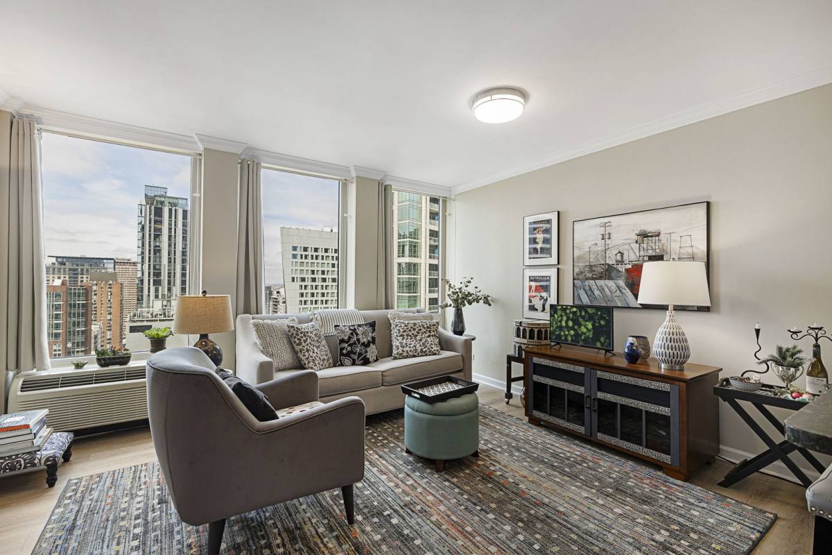 Apartment for rent at 111 E Chestnut St #30B, Chicago, IL 60611