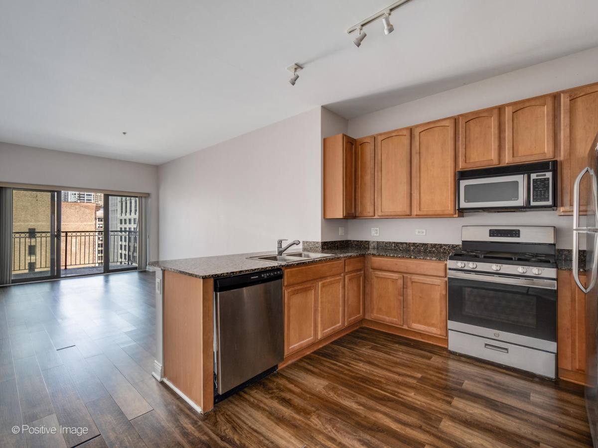 Apartment for rent at 8 W Monroe St #1408, Chicago, IL 60603