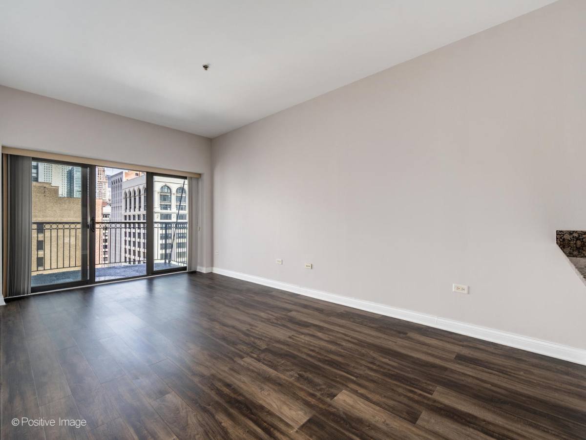 Apartment for rent at 8 W Monroe St #1408, Chicago, IL 60603