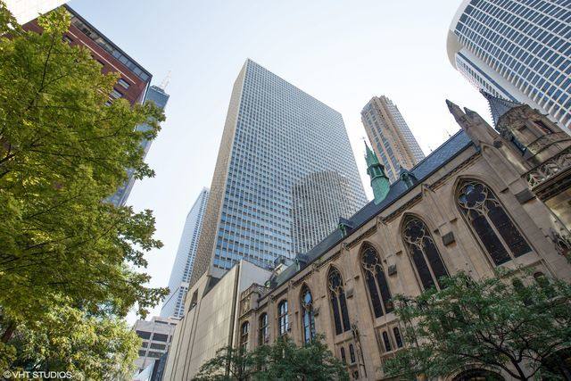 Apartment for rent at 111 25 E Chestnut St 25F #25F, Chicago, IL 60611