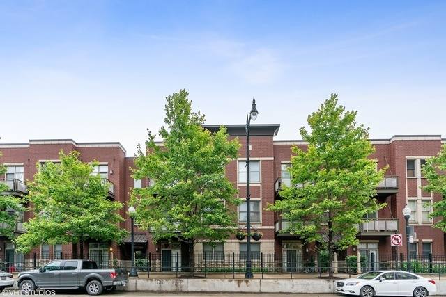 Apartment for rent at 1509 S Halsted St #211, Chicago, IL 60607