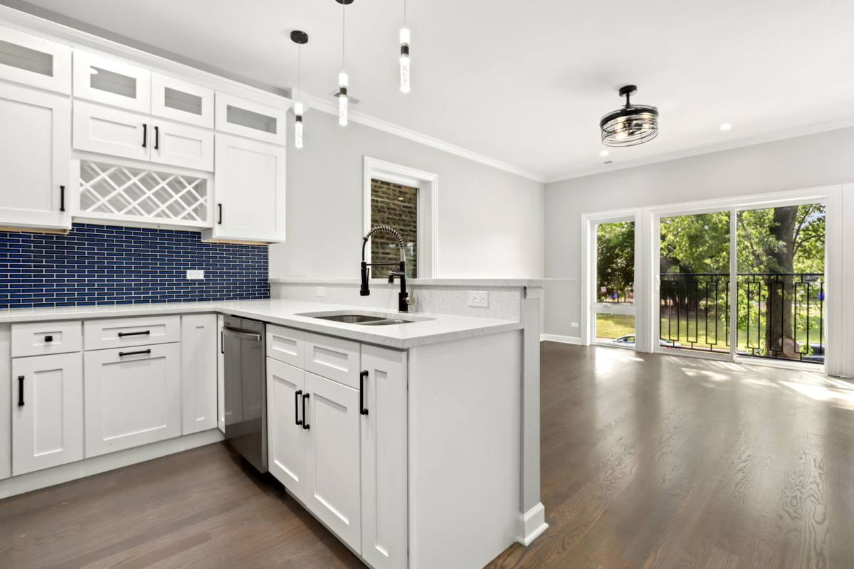 Condo for rent at 4605 S Langley Ave #2, Chicago, IL 60653