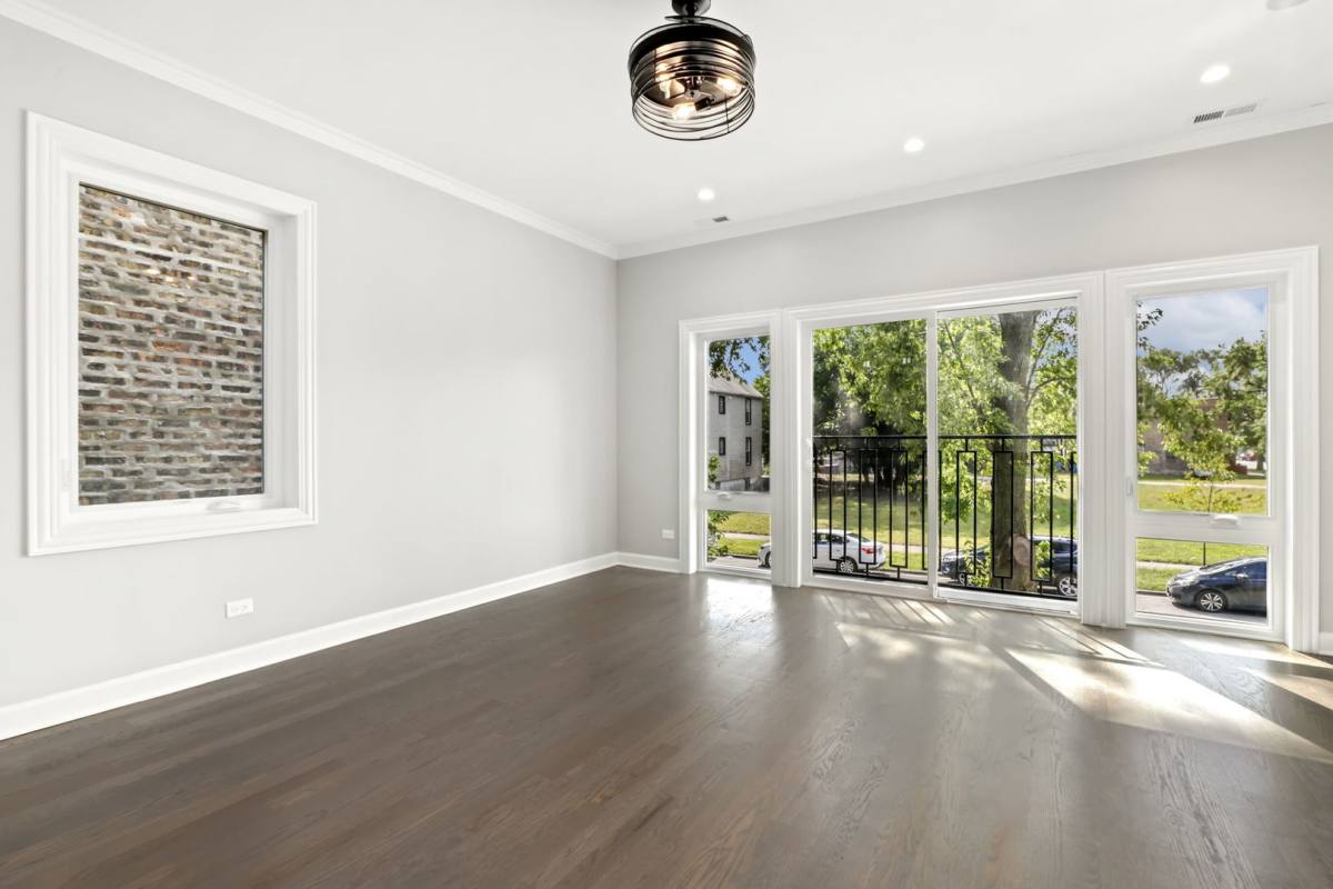Condo for rent at 4605 S Langley Ave #2, Chicago, IL 60653