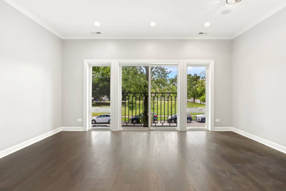 Condo for rent at 4605 S Langley Ave #2, Chicago, IL 60653
