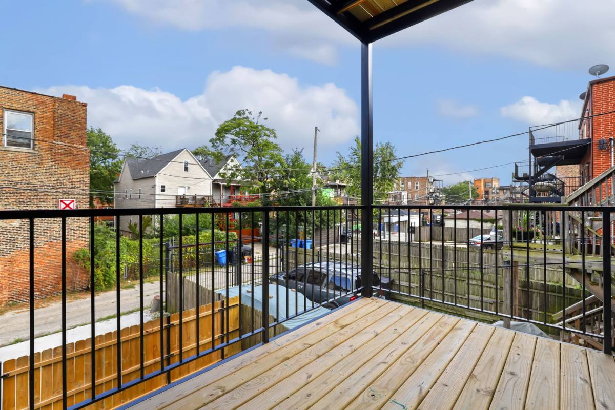 Condo for rent at 4605 S Langley Ave #2, Chicago, IL 60653