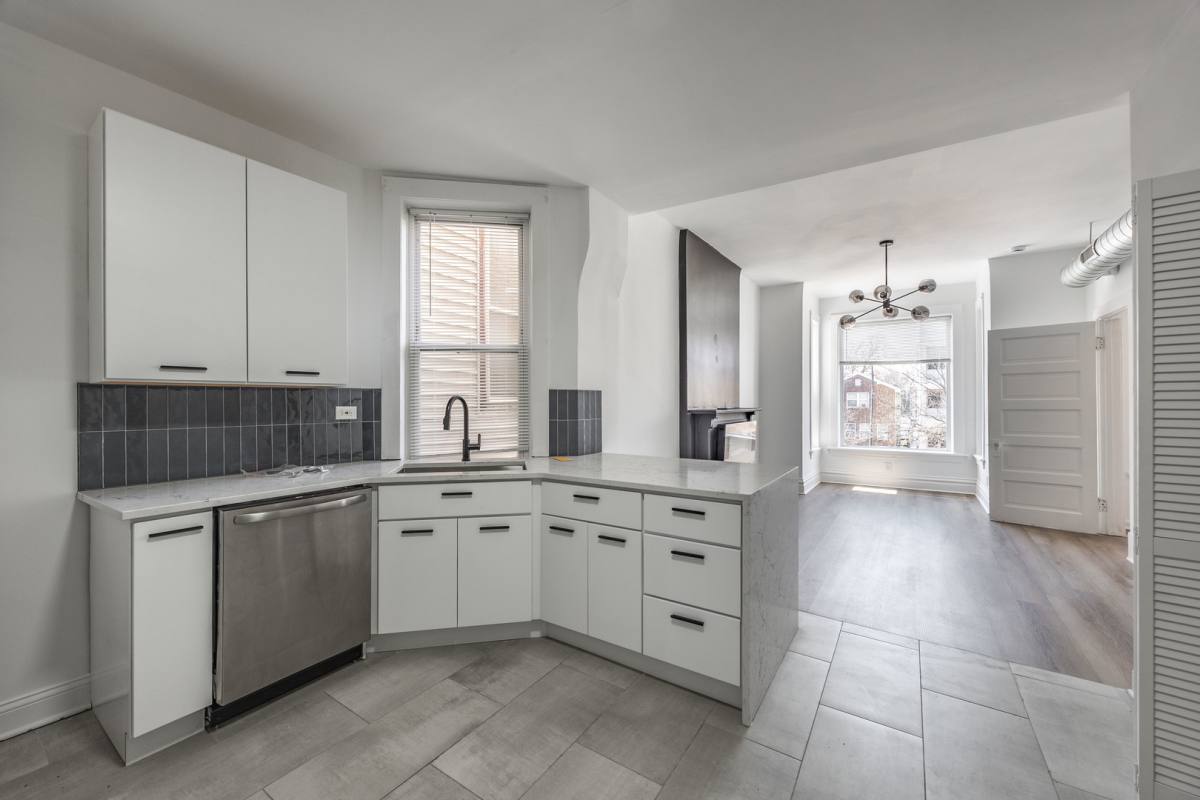 Apartment for rent at 1841 N Kedzie Ave #2F, Chicago, IL 60647