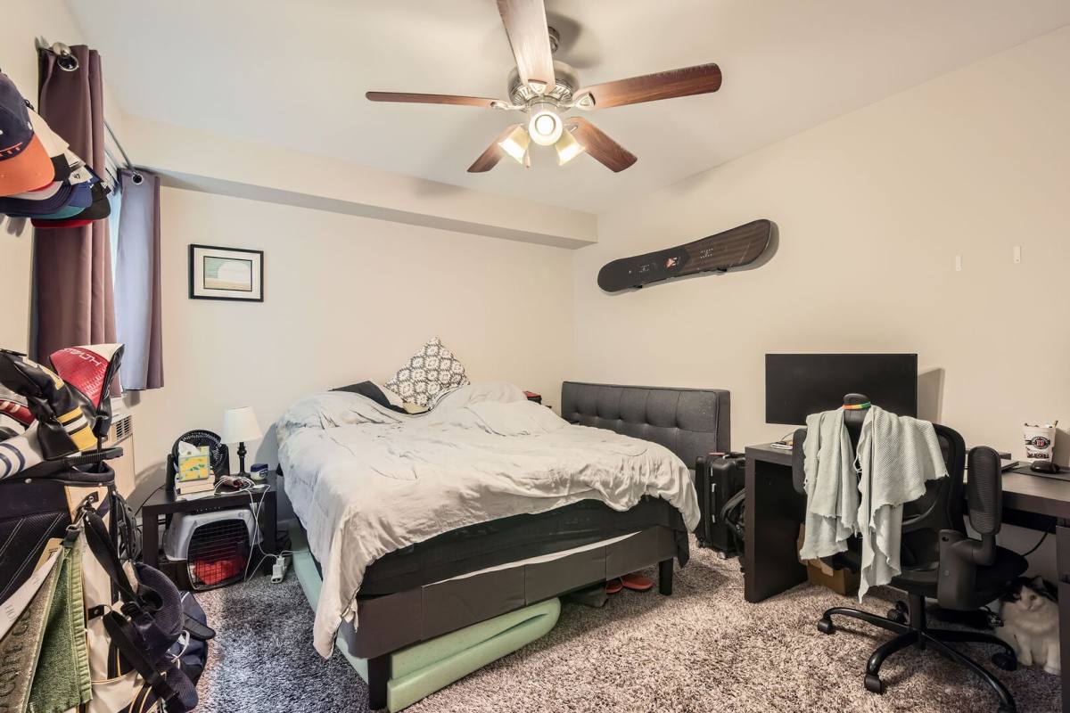Apartment for rent at 644 W Arlington Place #2J, Chicago, IL 60614