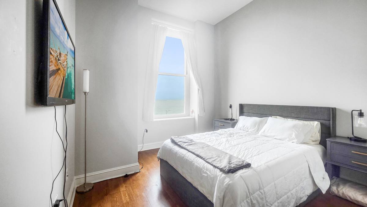Apartment for rent at 850 N Lake Shore Dr #504, Chicago, IL 60611