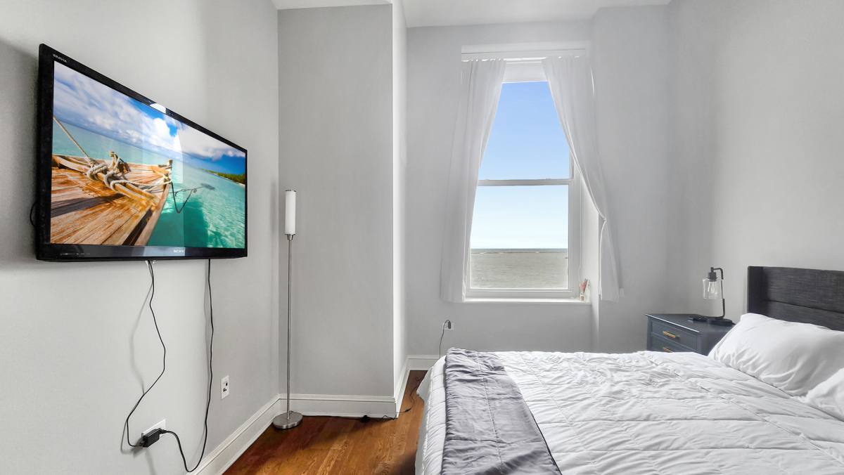 Apartment for rent at 850 N Lake Shore Dr #504, Chicago, IL 60611
