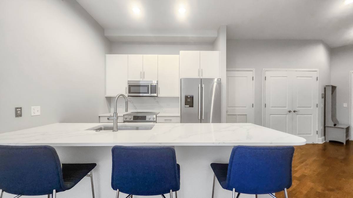 Apartment for rent at 850 N Lake Shore Dr #504, Chicago, IL 60611