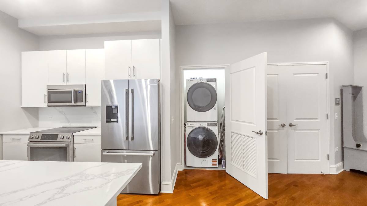 Apartment for rent at 850 N Lake Shore Dr #504, Chicago, IL 60611