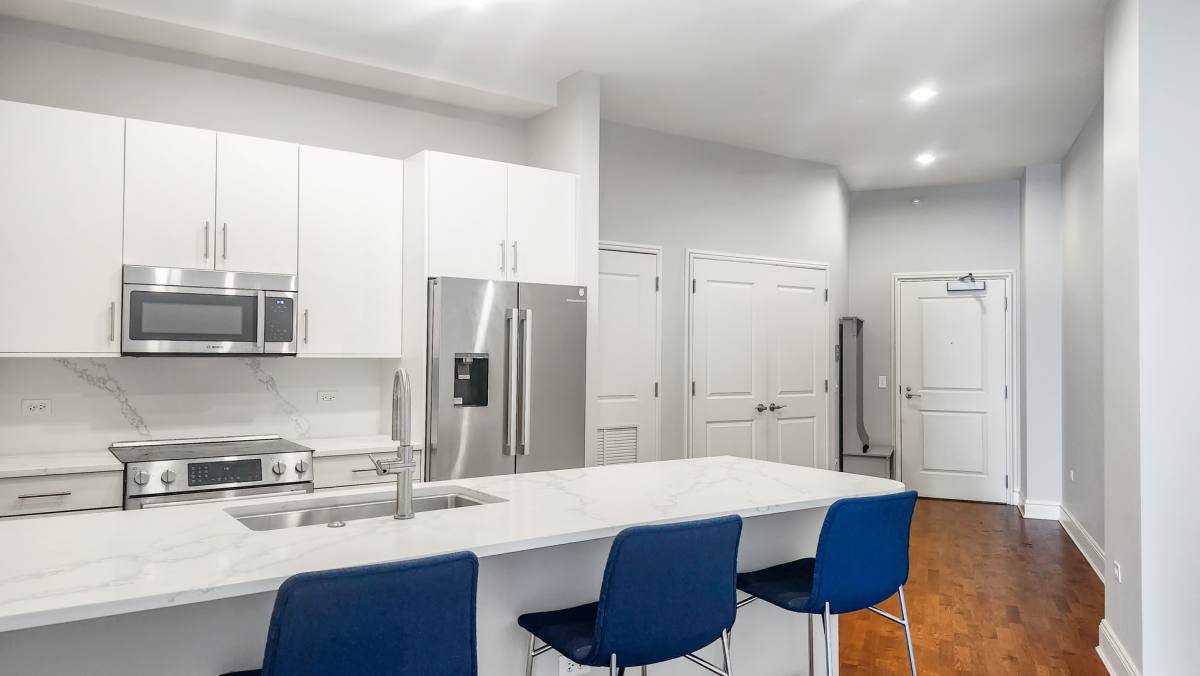 Apartment for rent at 850 N Lake Shore Dr #504, Chicago, IL 60611
