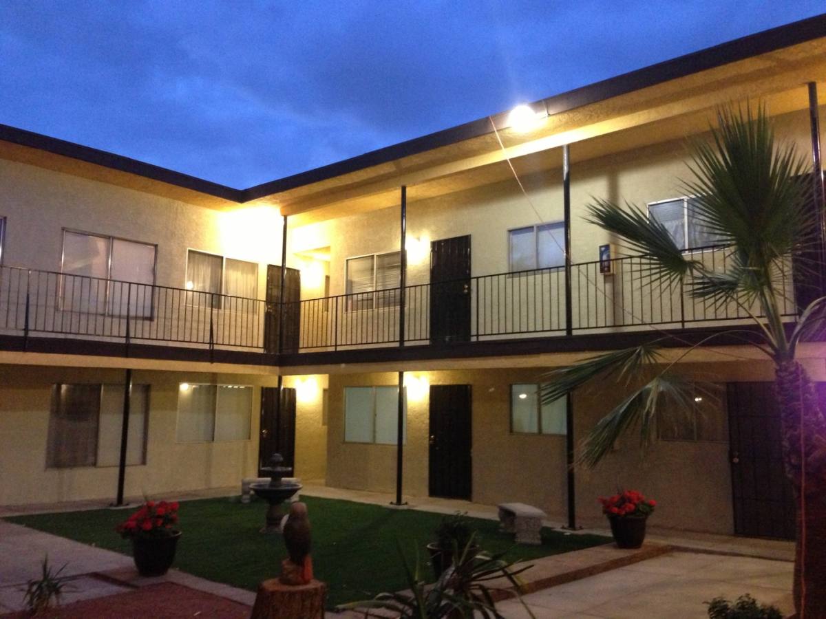 Apartment for rent at 1116 E Ogden Ave, Las Vegas, NV 89101
