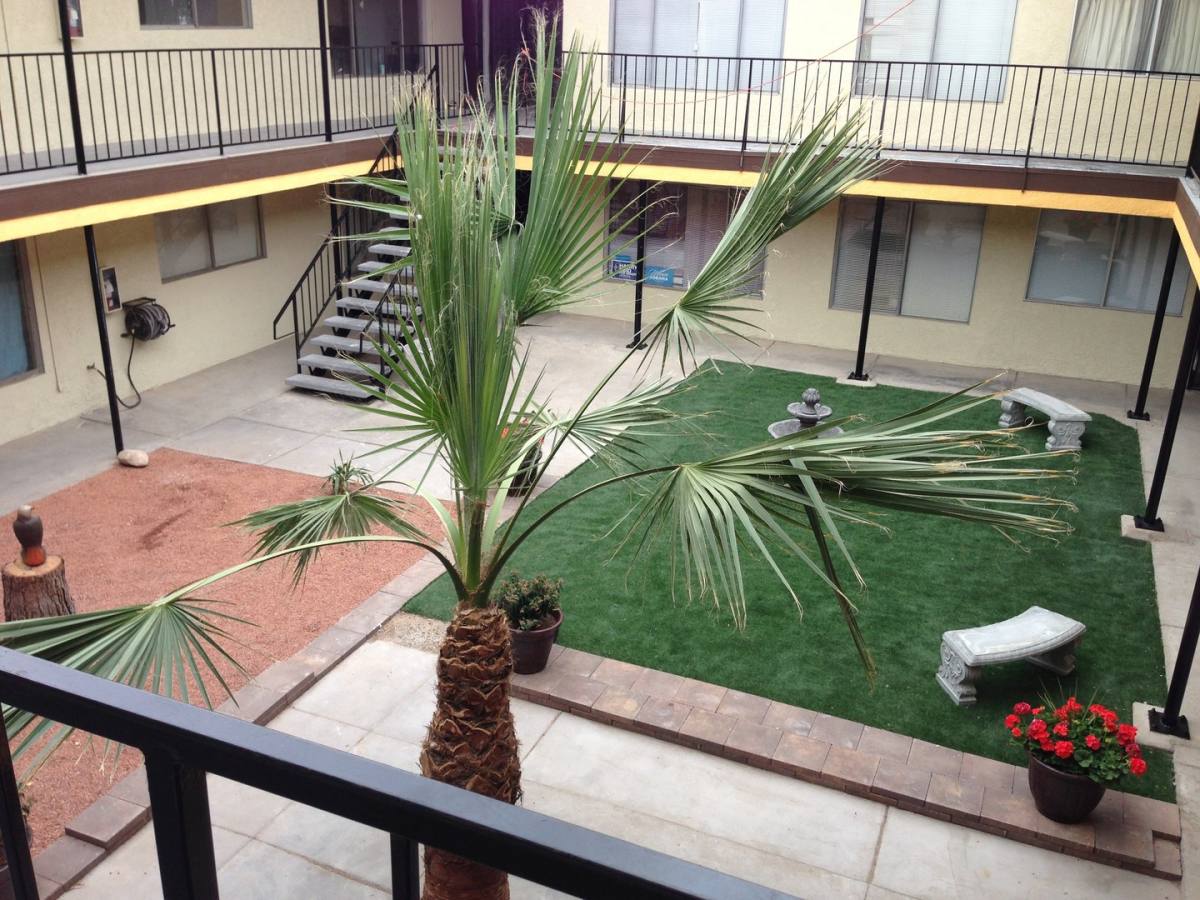 Apartment for rent at 1116 E Ogden Ave, Las Vegas, NV 89101